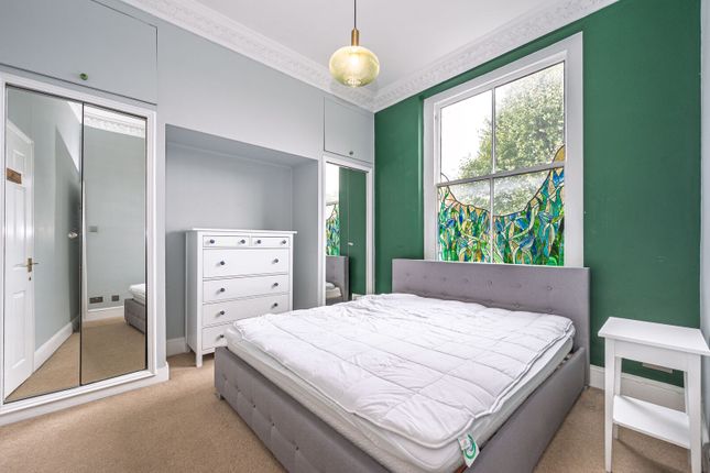Haverstock Hill, Belsize Park photo 3