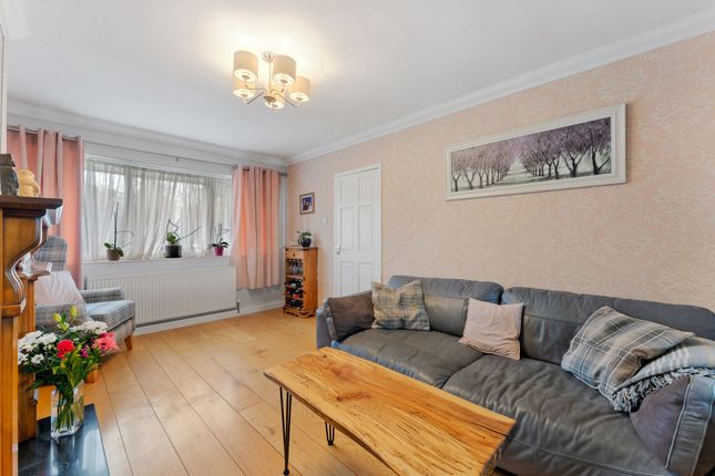 22 Smock Lane, Wigan photo 4