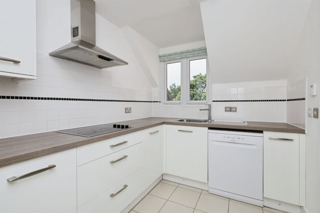 32, Wolsey Place, 49, London Road, Hailsham photo 4