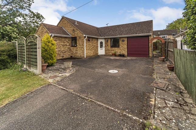 3 bed detached bungalow for sale in Cambridge Road, Royston SG8