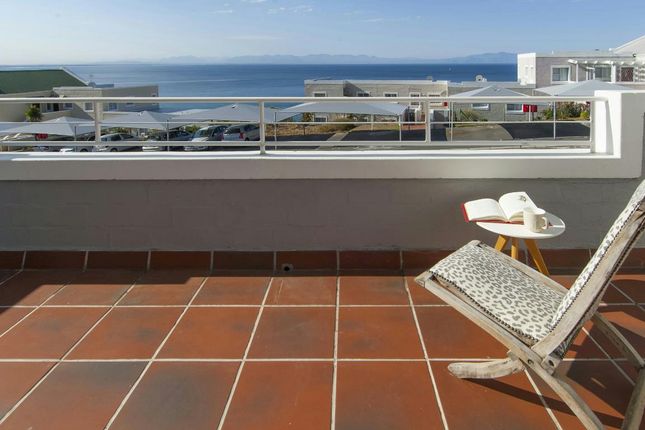 Apartment for sale in Redhill Road, Southern Peninsula, Western Cape
