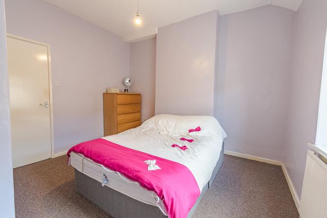 24, Hunter Street, Barry photo 4