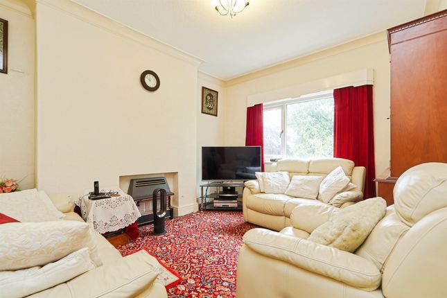 22, Lindisfarne Road, Shipley photo 3
