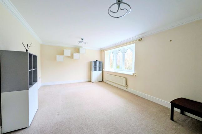 2, St. Lukes Crescent, Stockton-on-Tees photo 4