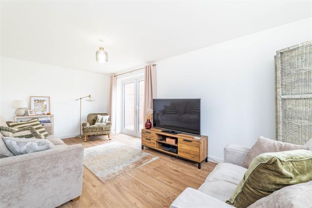 24, Thornton Drive, Preston photo 2