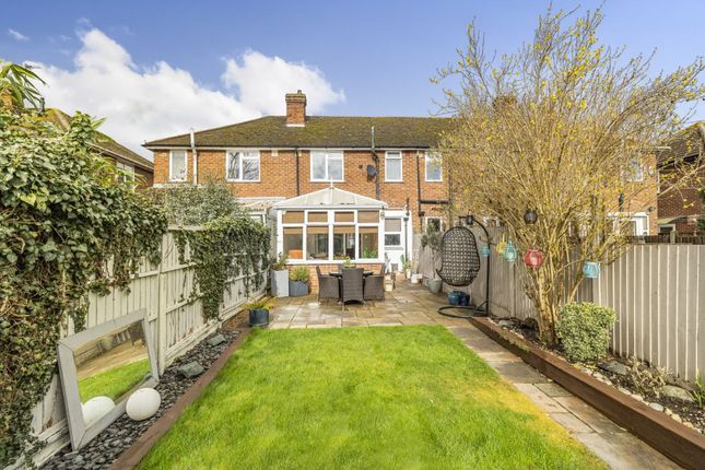 Terraced house for sale in Wendover Drive, Bedford