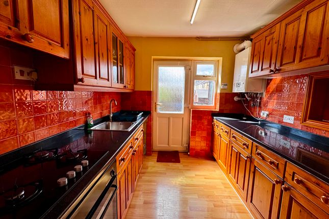 16 Cavour Road, Faversham photo 5
