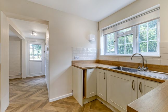 White House, Sandridgebury Lane, St. Albans photo 4