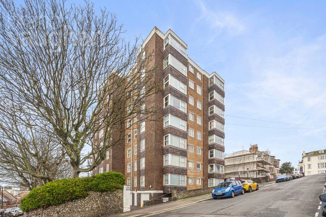 Thumbnail Flat for sale in Belle Vue Gardens, Brighton, East Sussex