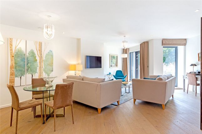 Flat for sale in Henry Chester Building, 186 Lower Richmond Road, Putney, London