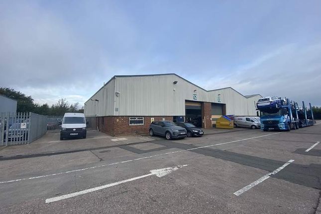 Light industrial to let in Units 12 - 14, Oldbury Point Rood End Road, Oldbury