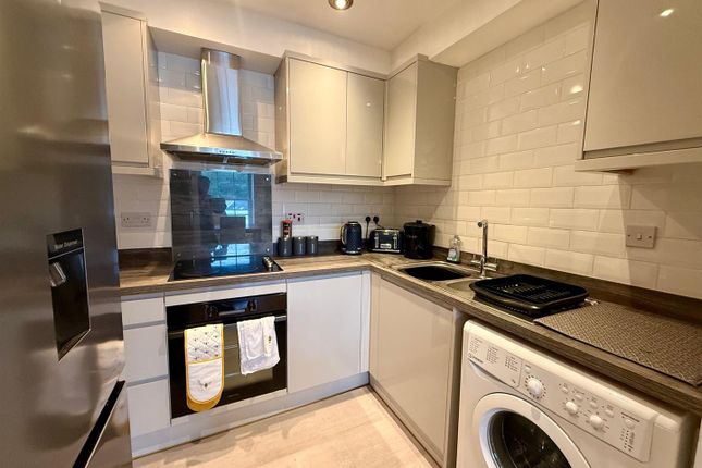 Bridgeholme Mill, Flat 17, Charley Lane, High Peak photo 2