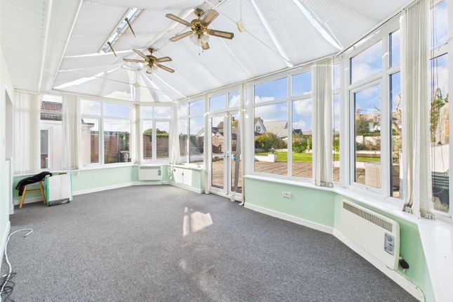 14, Crescent Rise, Padstow photo 3