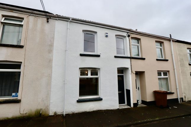 Terraced house to rent in Greenfield Street, Bargoed