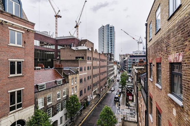 Flat 18, Lattice House, 20, Alie Street, London photo 3