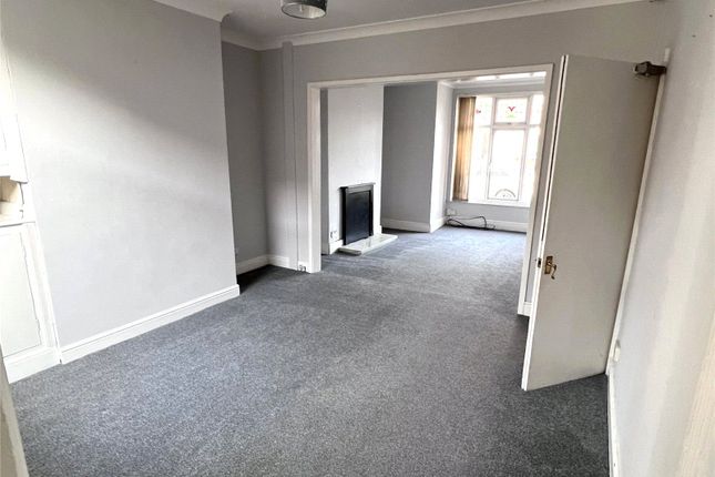 54, Victoria Avenue, West Yorkshire photo 2