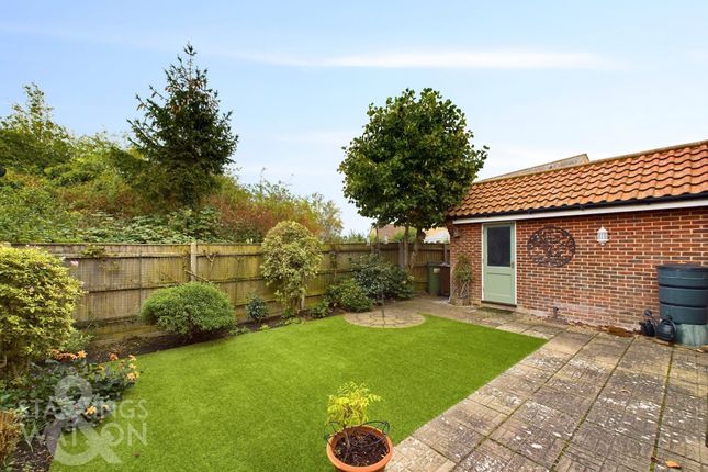 Detached house for sale in Fairfield Close, Long Stratton, Norwich