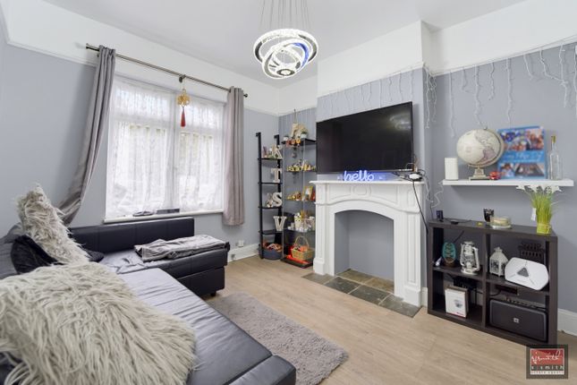 7, Bremer Road, Staines-upon-Thames photo 4