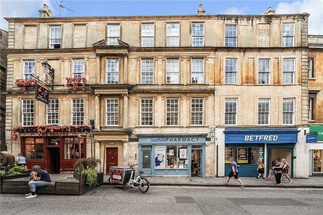 Flat to rent in Westgate Street, Bath