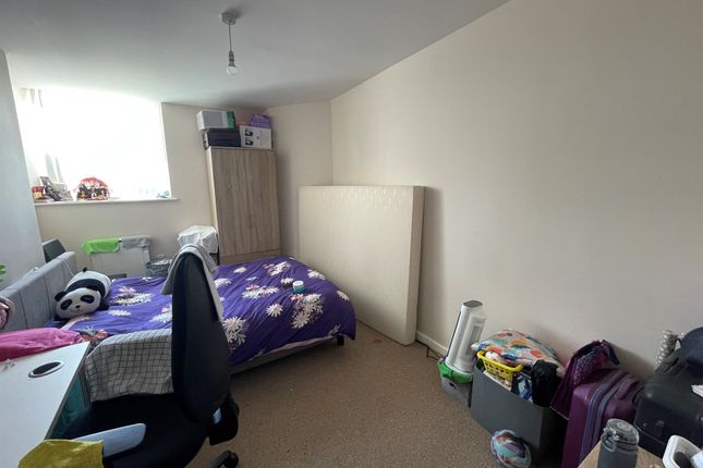 Apt 34, Martins Mill, Pellon Lane, Halifax photo 5