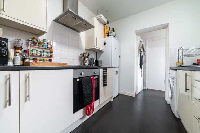 (RG) 65, May Street, Cardiff photo 3
