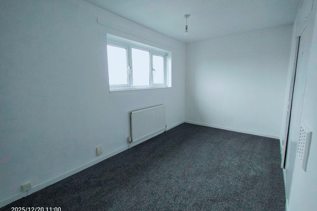 61 Kinross Avenue, Leicester photo 5