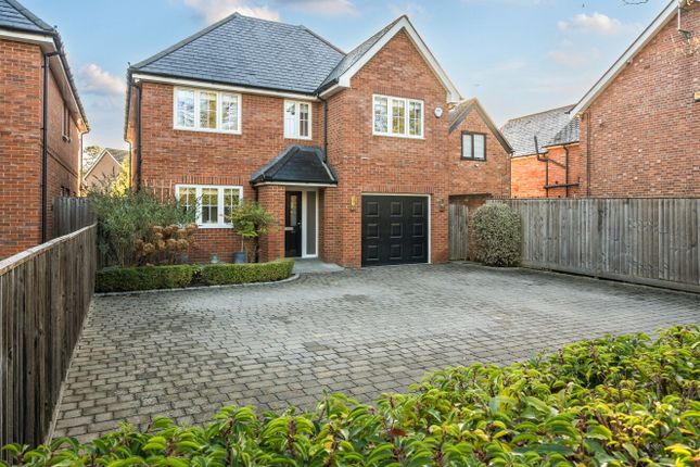 1372507-19-68Fb48...