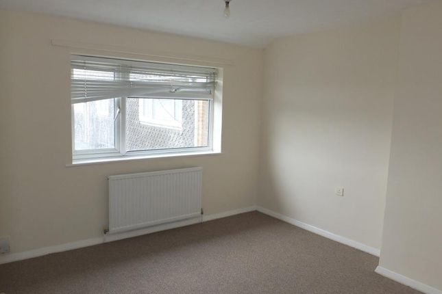 41, Tyne Road, Corby photo 4