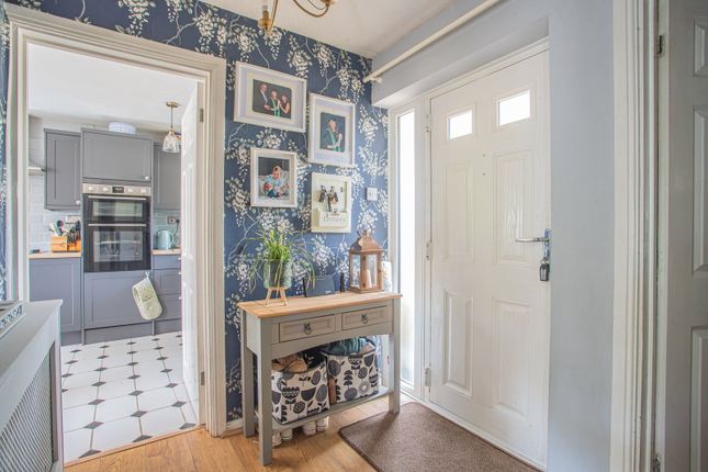 5, Woodward Close, Tetbury photo 4