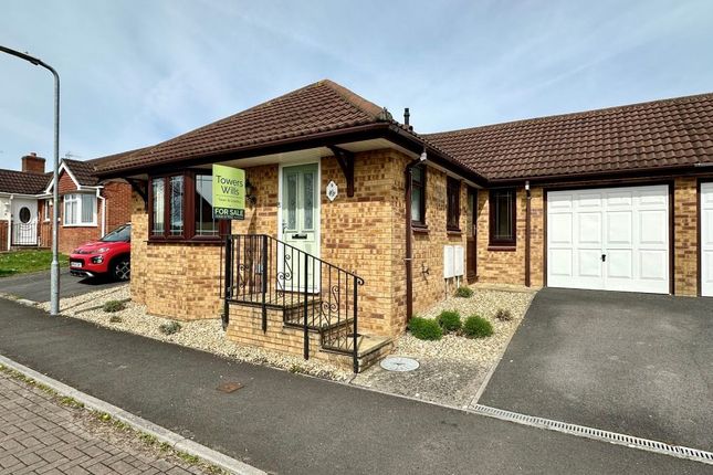Link-detached house for sale in Sandlewood Close, Yeovil, Somerset
