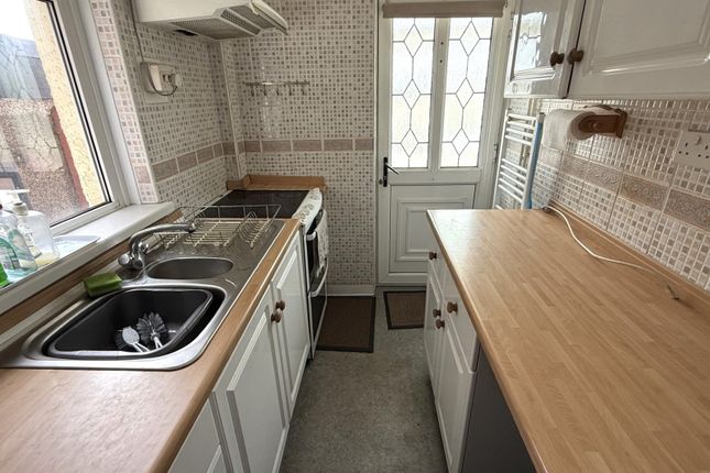 15, Geifr Road, Port Talbot photo 4