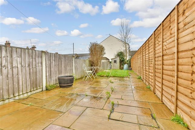 Portland Place, Snodland photo 2