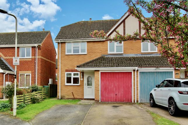 Thumbnail Semi-detached house for sale in Hogarth Close, Hinckley