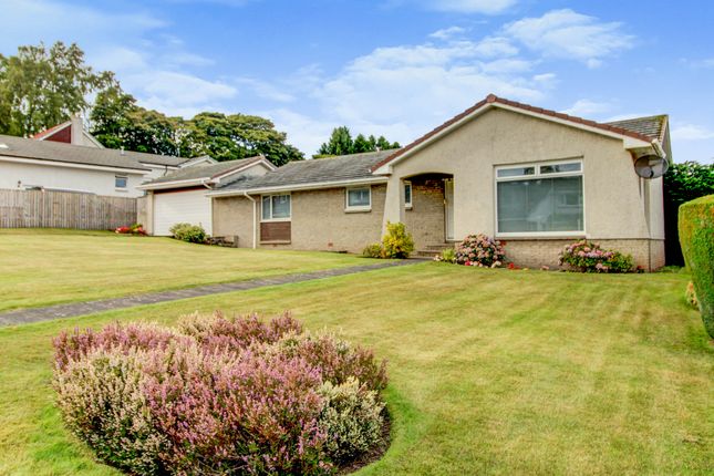 Thumbnail Bungalow for sale in Ravelrig Park, Balerno