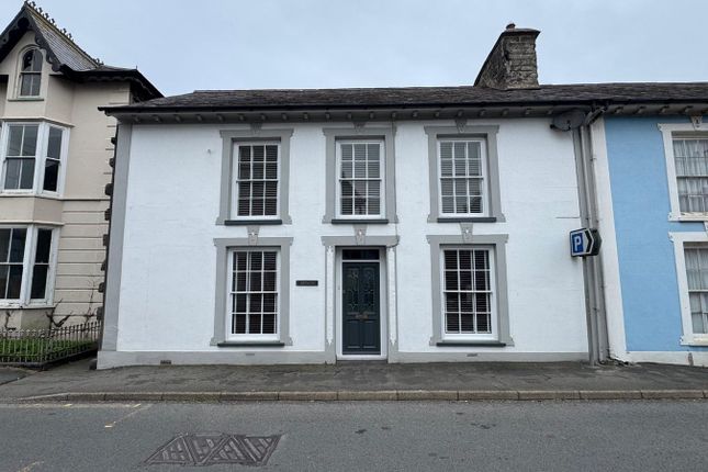 4-bed terraced on Stryd Fawr, Llanon, £295,000
