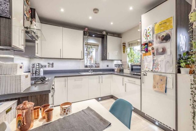 1, Miller Place, Raven Drive, Maidenhead photo 4