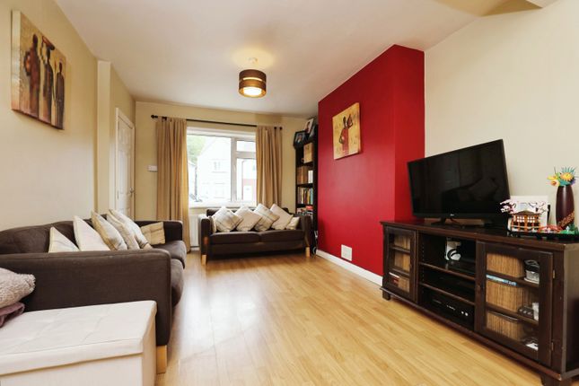 32, Freeburn Causeway, Coventry photo 4