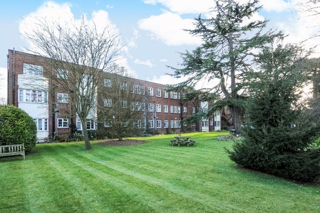 Thumbnail Flat to rent in Berkeley Court, Coley Avenue, Reading