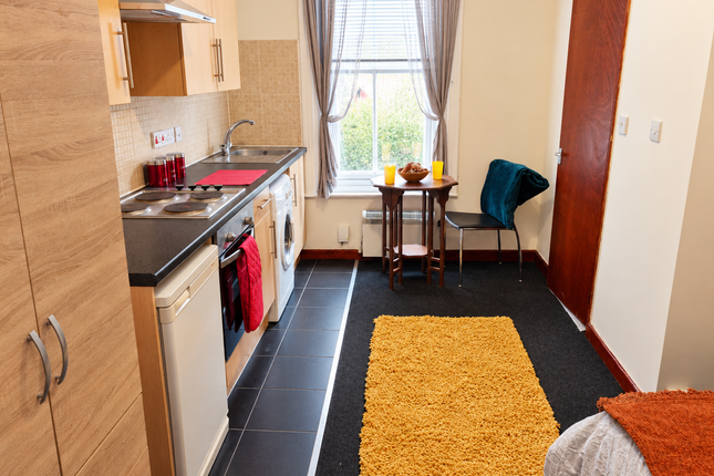 Thornbury Avenue, Southampton photo 5