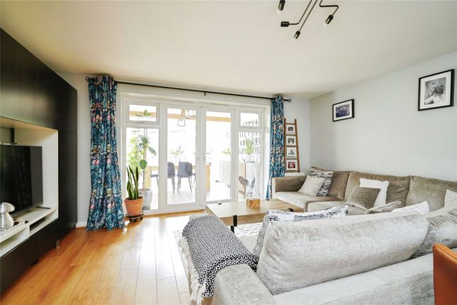 38, Catterick Road, Oxfordshire photo 4