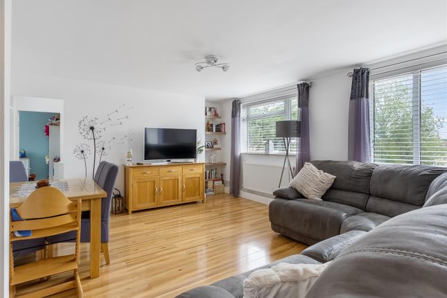 Flat for sale in Chace Avenue, Potters Bar