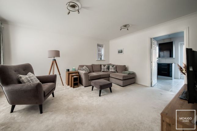 27 Brook Way, Birmingham photo 2