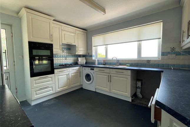 11, Gills Cliff Road, Isle of Wight photo 2