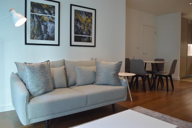 3 Elvin Gardens, Wembley photo 3