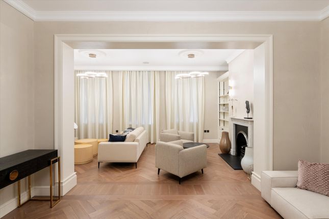 45, St James's Place, London photo 2
