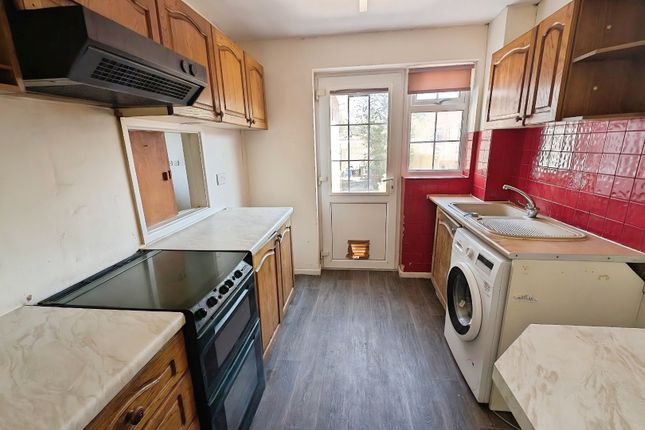 99, Woodchester, Bristol photo 3