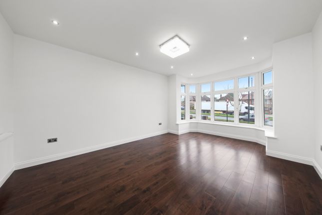 97, Sudbury Court Drive, Harrow photo 3
