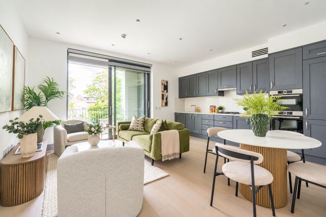 Carlton Road, Ealing photo 3