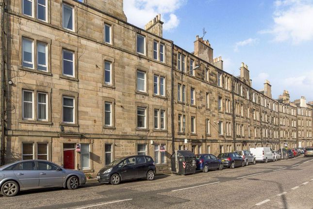 Flat to rent in 34, Roseburn Street, Edinburgh