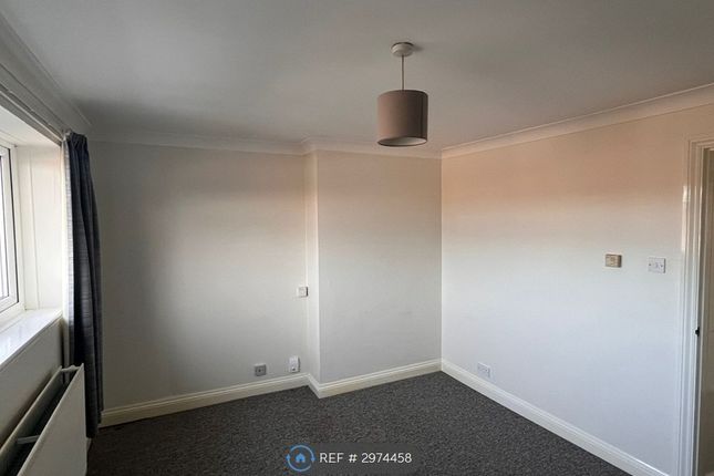 Victoria St, Aylesbury photo 3
